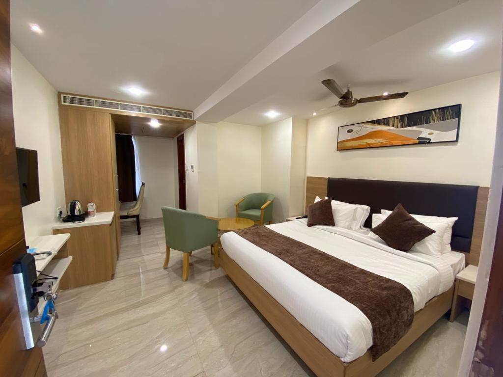 Hotel Touchwood Visakhapatnam Exterior photo